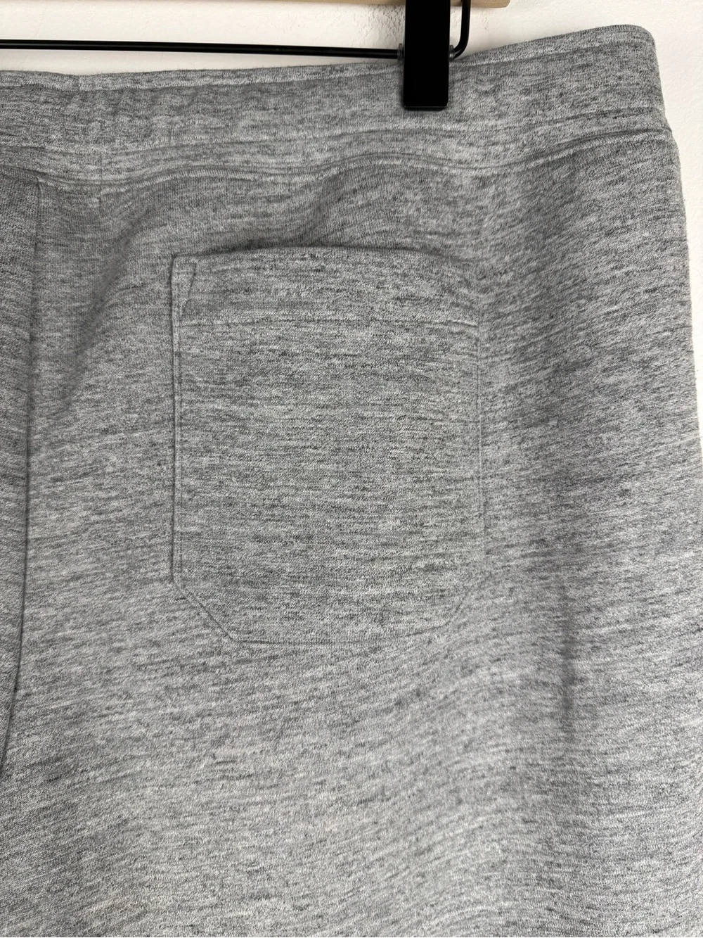 POLO RALPH LAUREN Men's Heather Grey Double-Knit Sweat Shorts 10” Pony